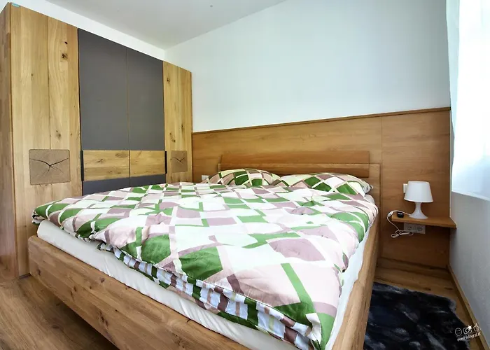 Seppenbauer شقة *